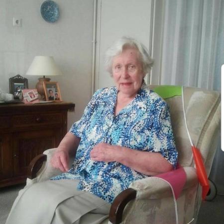 Annie Nieuwold