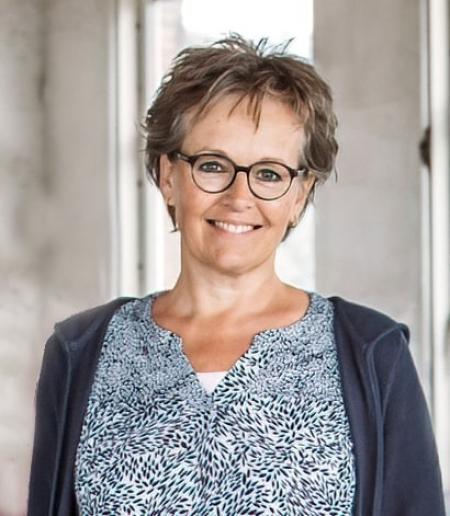 Petra Boessenkool - Van Dam